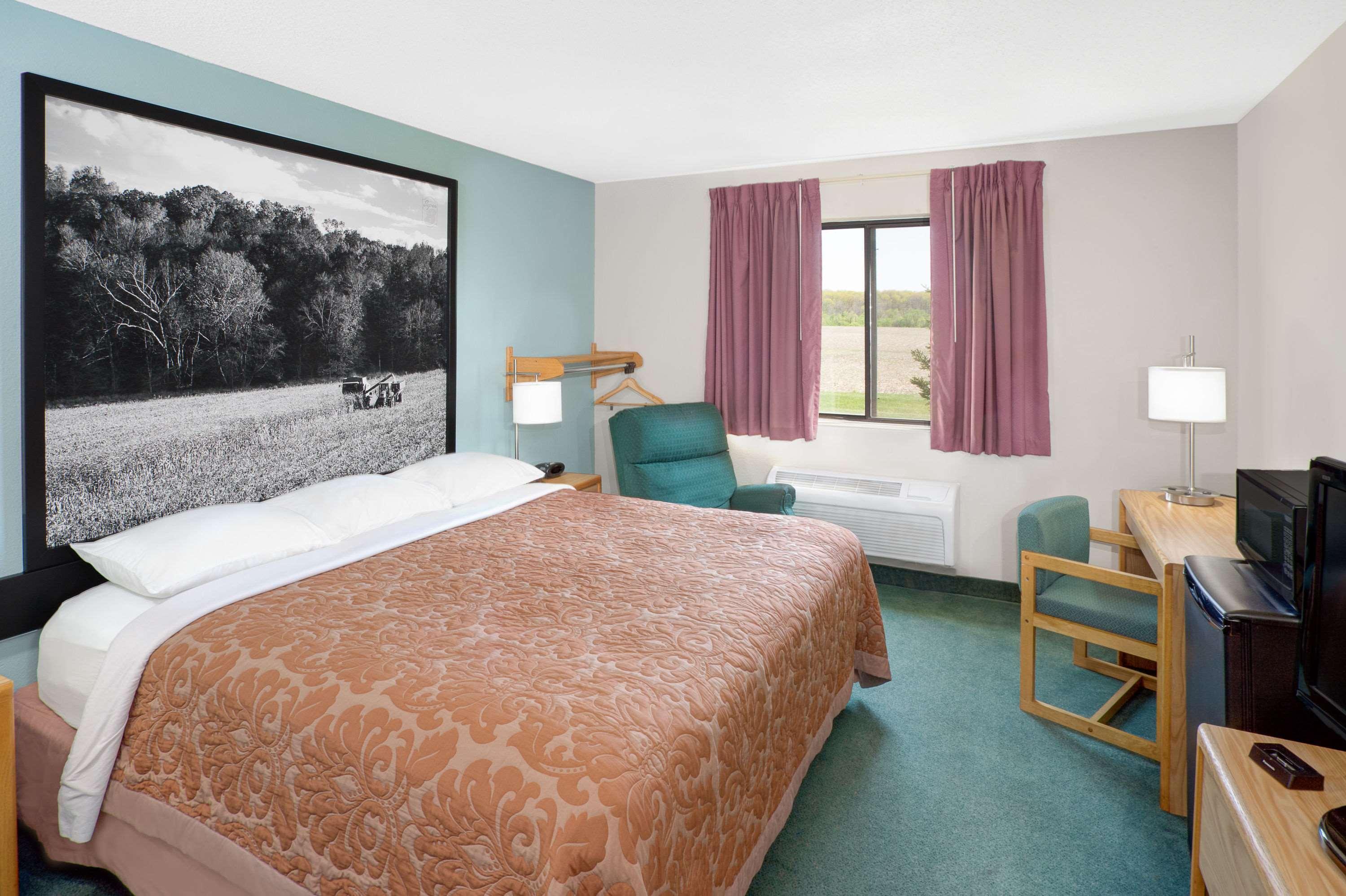 Super 8 By Wyndham Gas City Marion Area Buitenkant foto